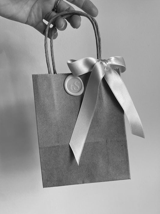 Handover of a ready piece — 15mins