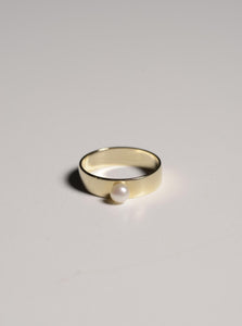 Luna, gold